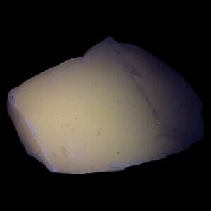 White Art Glass Cullet Glowing Manganese Slag Glass #4GX155